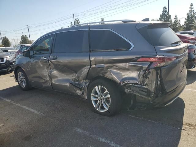 2021 Toyota Sienna Limited