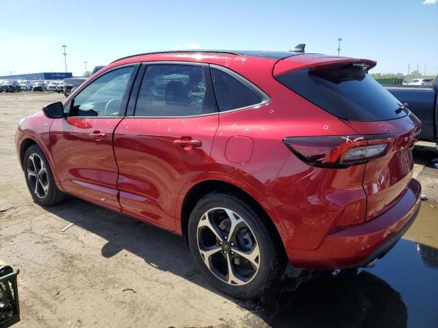 2023 Ford Escape ST Line Plus