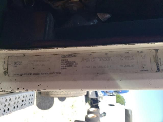 1994 Freightliner Conventional FLD112