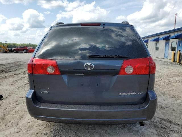 2007 Toyota Sienna CE