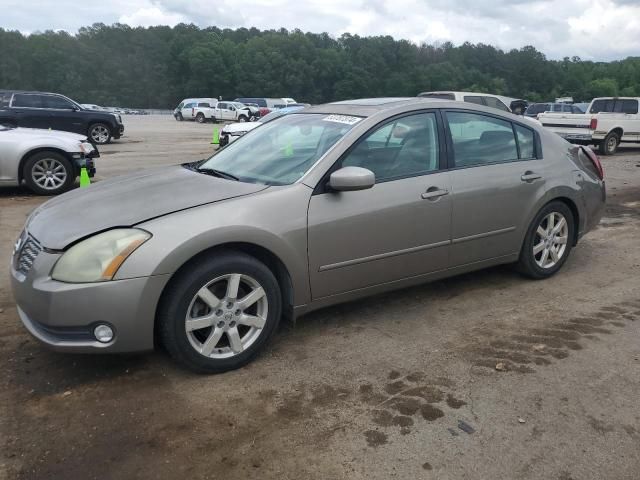 2004 Nissan Maxima SE