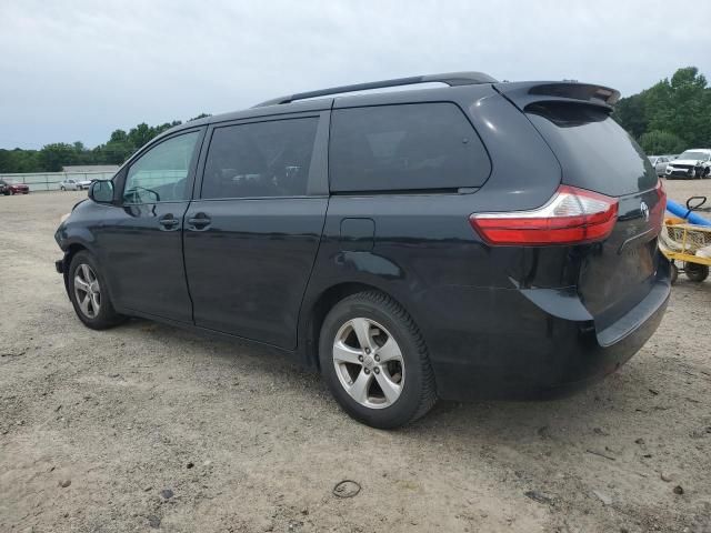 2015 Toyota Sienna LE