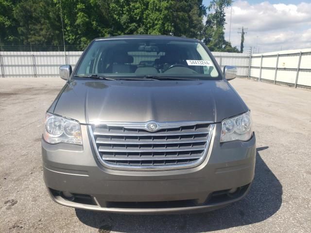 2010 Chrysler Town & Country Touring Plus