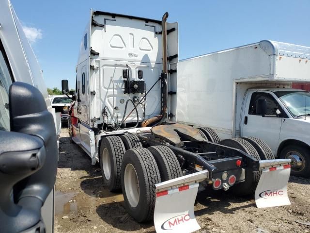 2015 Freightliner Cascadia 125