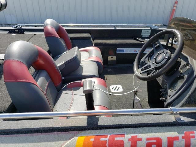 1985 Skeeter Boat