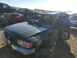 Salvage cars for sale from Copart Nisku, AB: 1999 Nissan Pathfinder LE