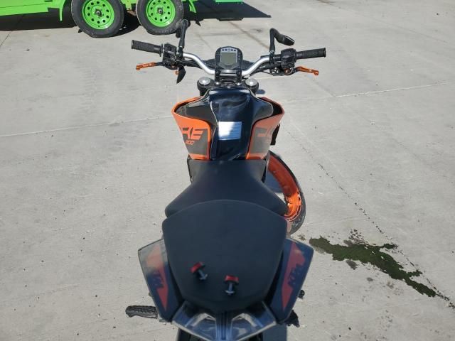 2020 KTM 200 Duke