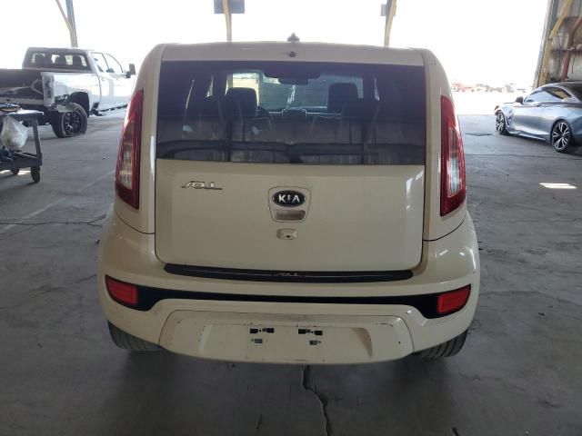 2012 KIA Soul +