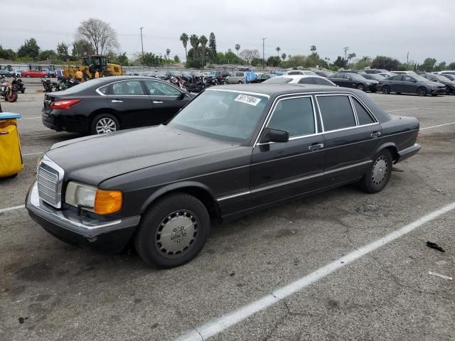 1986 Mercedes-Benz 560 SEL