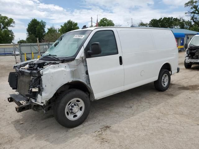 2020 Chevrolet Express G2500