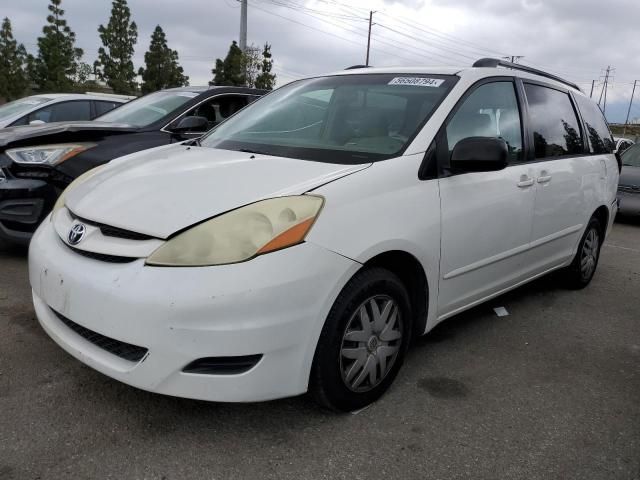 2006 Toyota Sienna CE