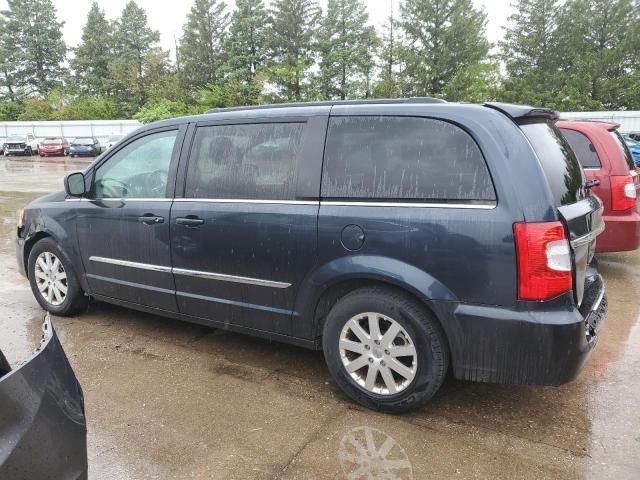 2013 Chrysler Town & Country Touring