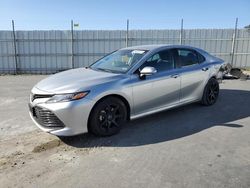 Toyota Camry Vehiculos salvage en venta: 2020 Toyota Camry LE