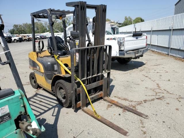 2006 Caterpillar Forklift