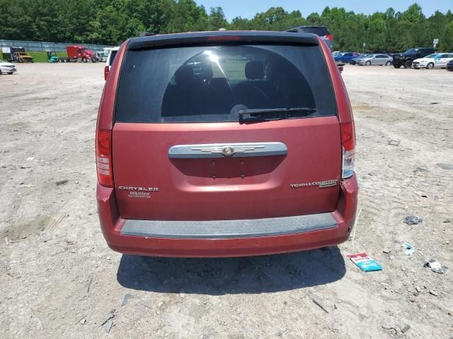 2010 Chrysler Town & Country Touring