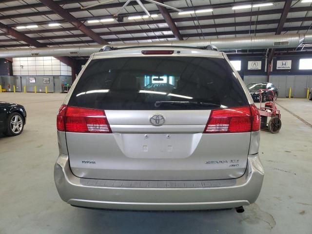 2005 Toyota Sienna XLE