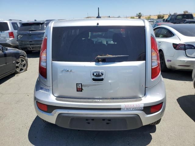 2013 KIA Soul +