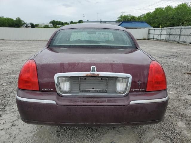 2007 Lincoln Town Car Signature