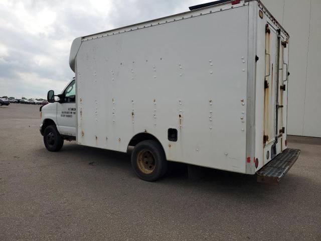 2006 Ford Econoline E450 Super Duty Cutaway Van