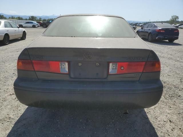 2001 Toyota Camry LE