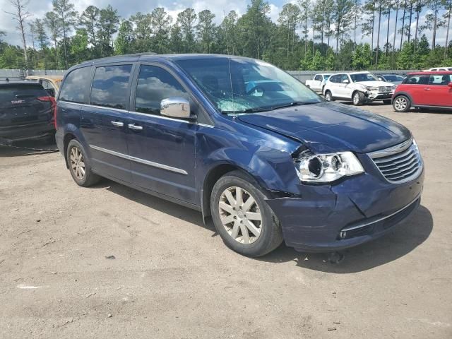 2012 Chrysler Town & Country Touring L