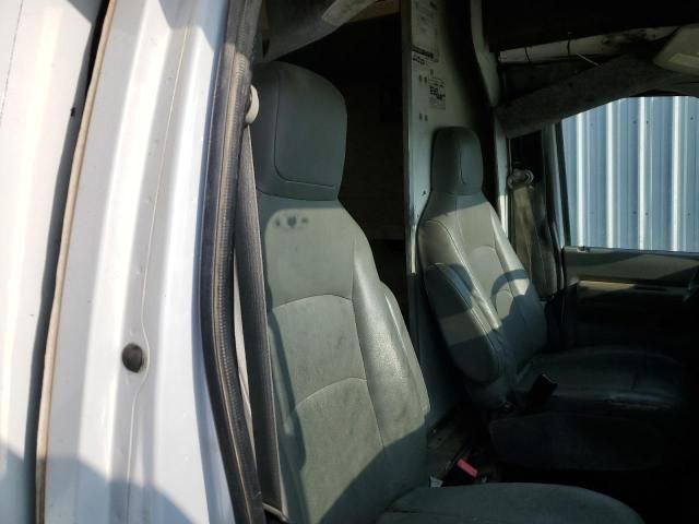 2022 Ford Econoline E450 Super Duty Cutaway Van