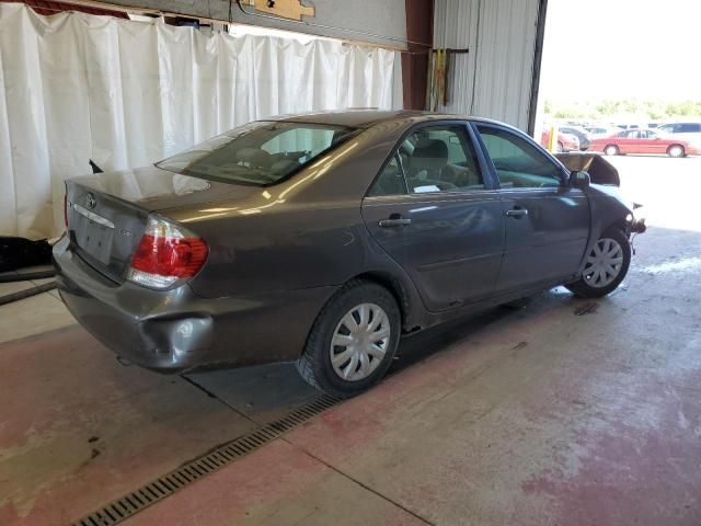 2005 Toyota Camry LE