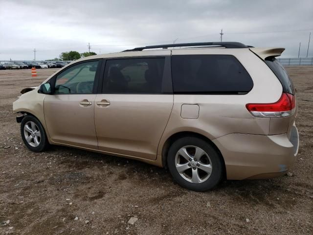 2011 Toyota Sienna LE