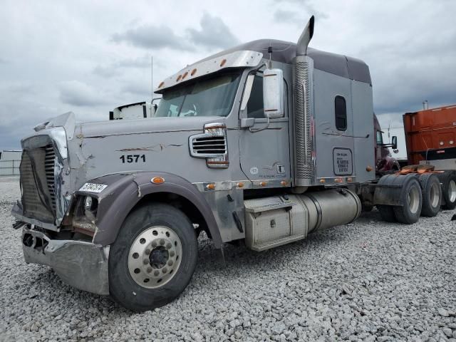 2016 Freightliner Conventional Coronado 132