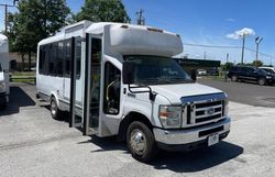 Ford Econoline e450 Super Duty Cutaway van Vehiculos salvage en venta: 2012 Ford Econoline E450 Super Duty Cutaway Van