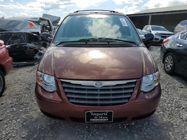 2007 Chrysler Town & Country Touring