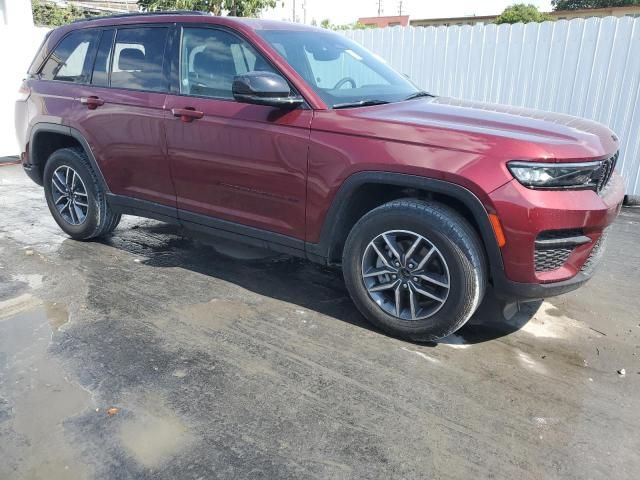 2024 Jeep Grand Cherokee Laredo