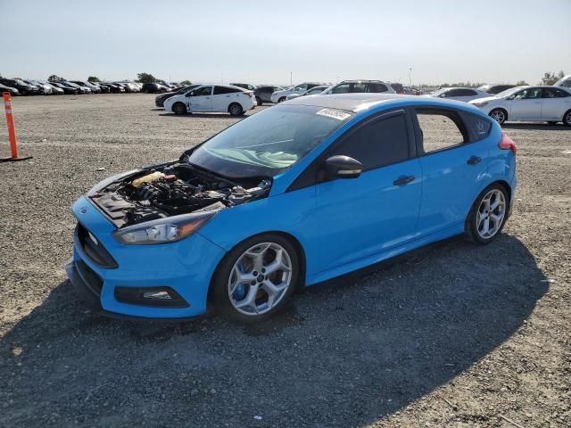 2017 Ford Focus ST