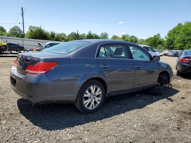 2010 Toyota Avalon XL