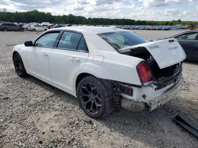 2019 Chrysler 300 Touring