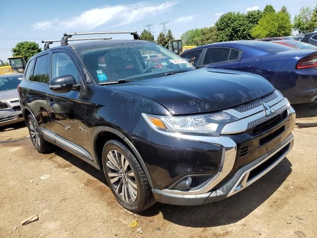 2019 Mitsubishi Outlander SE