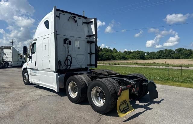 2016 Freightliner Cascadia 125