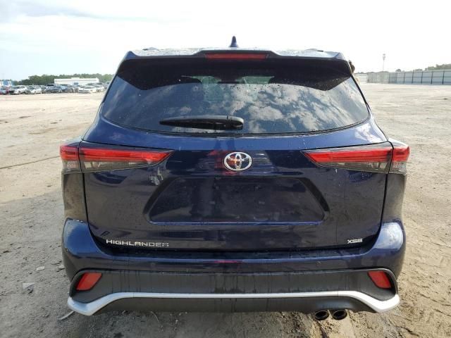 2022 Toyota Highlander XSE