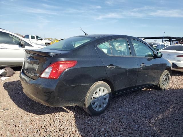 2013 Nissan Versa S