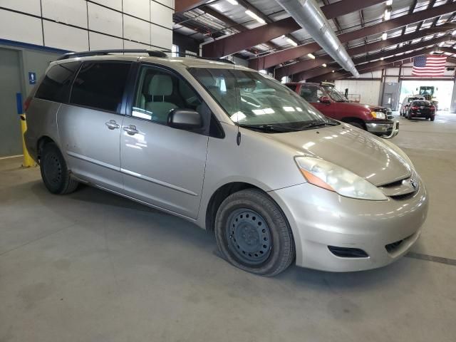 2010 Toyota Sienna CE