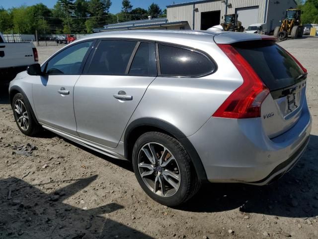 2017 Volvo V60 Cross Country Premier