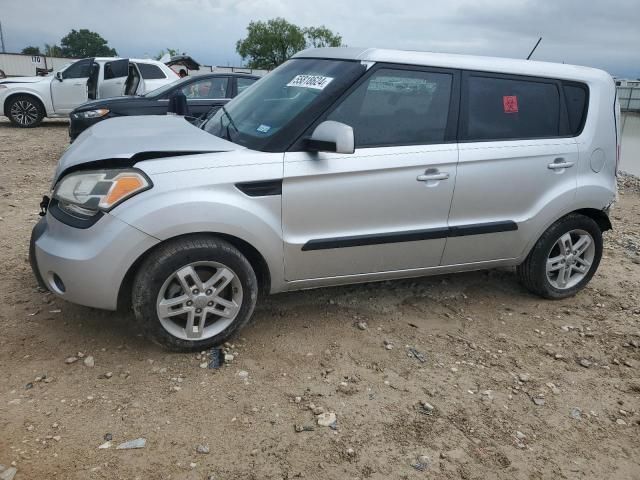 2011 KIA Soul +