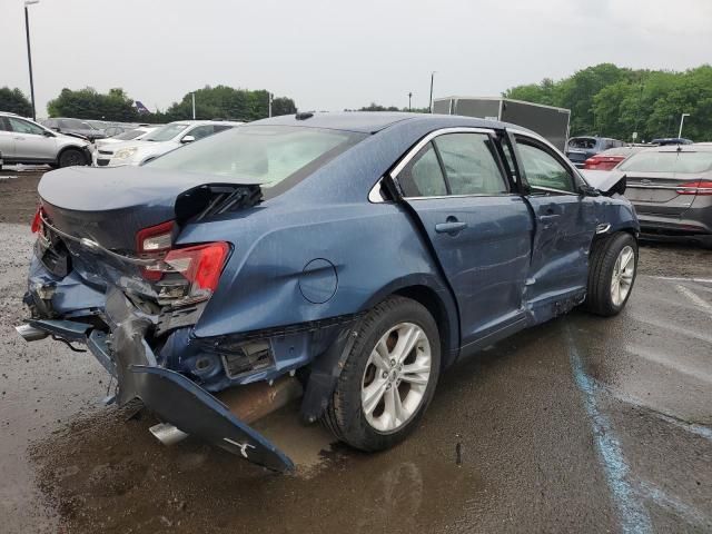 2018 Ford Taurus SE