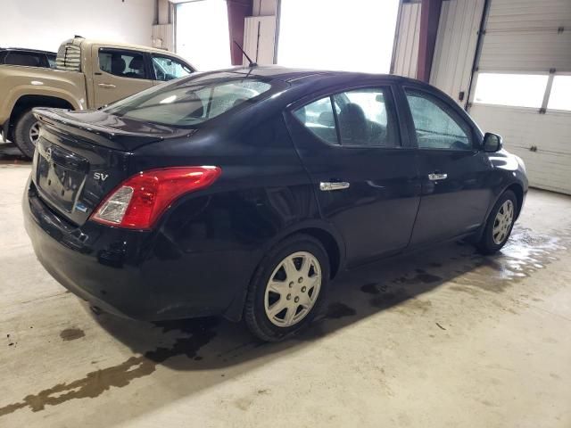 2013 Nissan Versa S