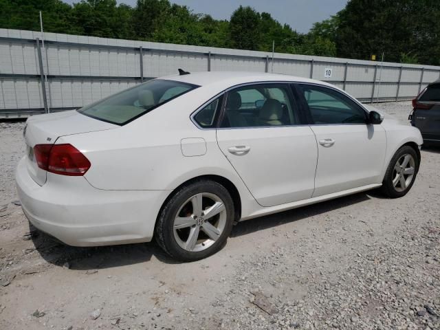 2013 Volkswagen Passat SE