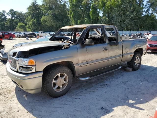 2002 GMC Sierra K1500 Denali