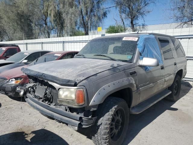 2000 Cadillac Escalade Luxury