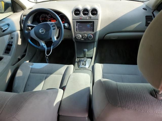 2010 Nissan Altima Base