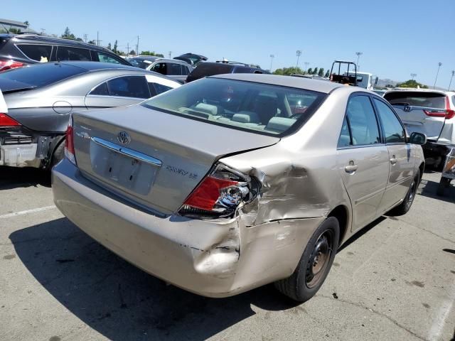 2005 Toyota Camry LE