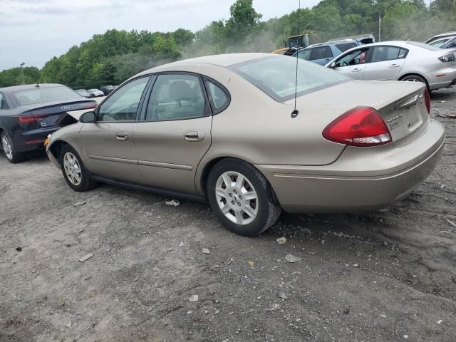 2005 Ford Taurus SE